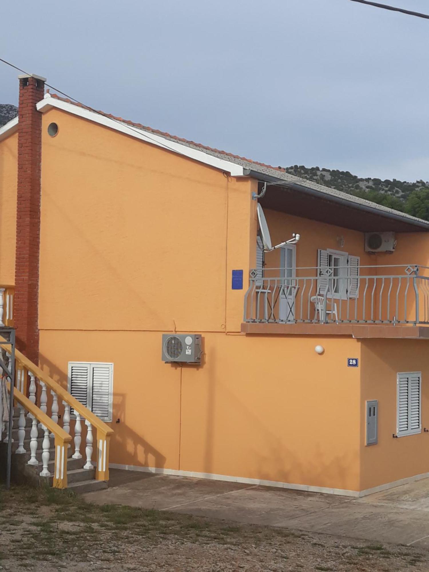 Apartmani Iva Tribanj-Kruscica Rum bild
