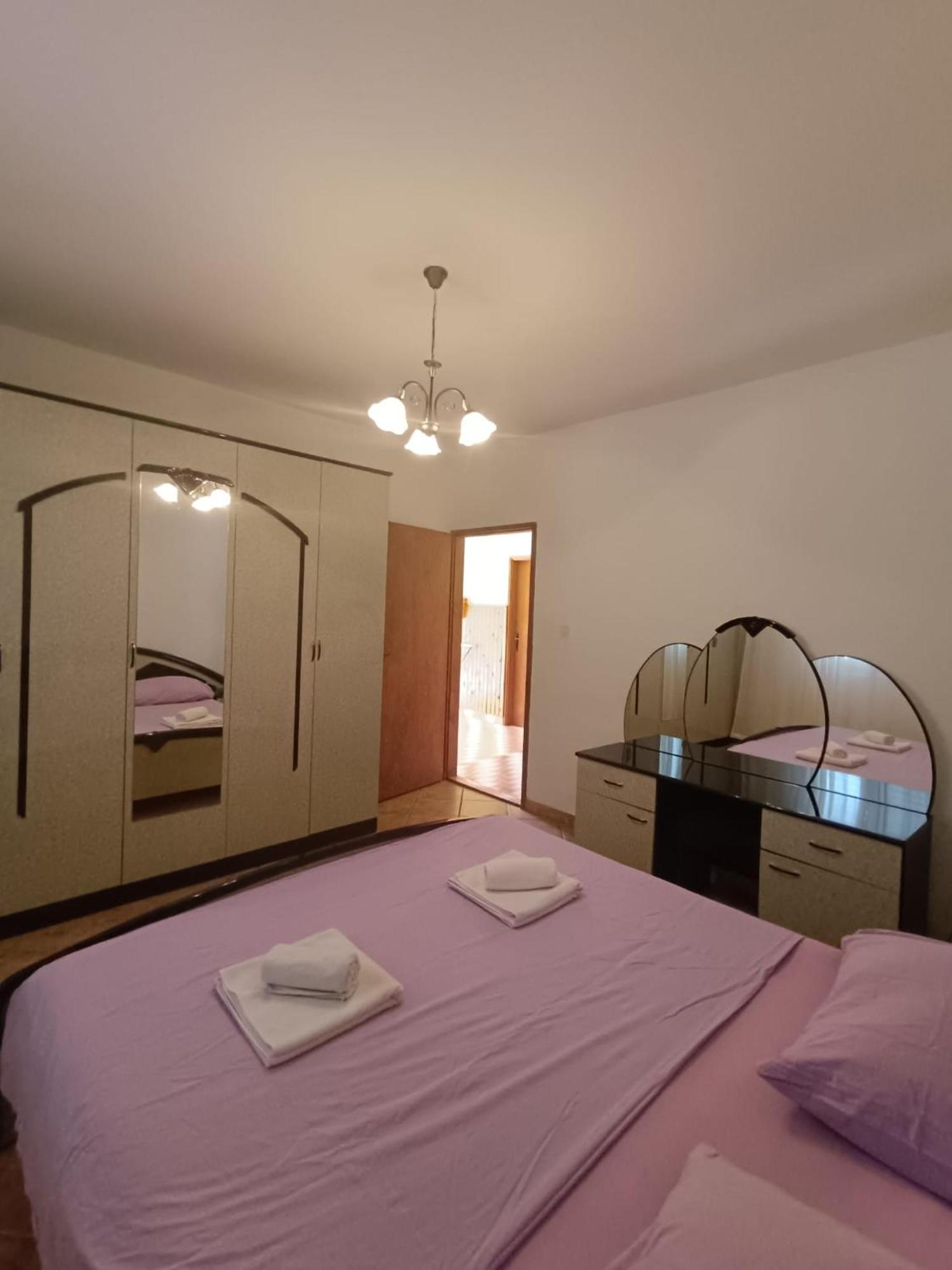 Apartmani Iva Tribanj-Kruscica Exteriör bild