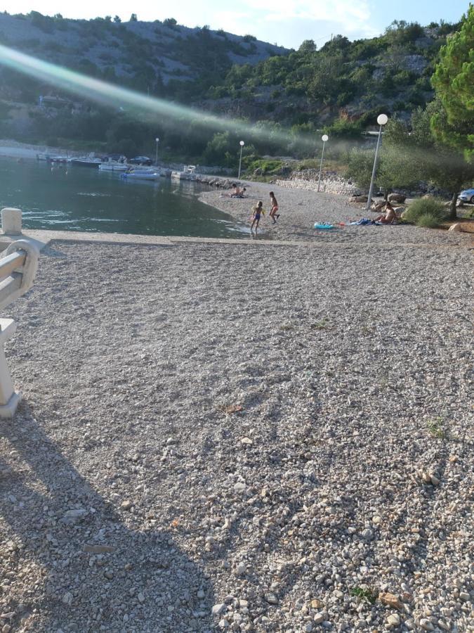 Apartmani Iva Tribanj-Kruscica Exteriör bild